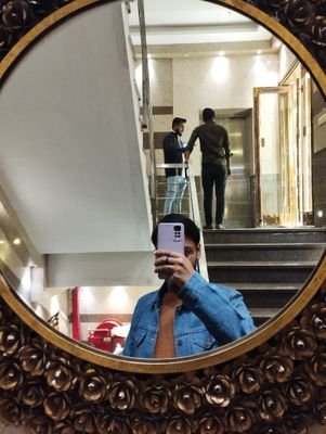 Shivans38176190's profile picture. Reader, a poet.