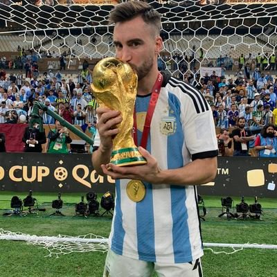 EmiZignago's profile picture. Banfield🇳🇬