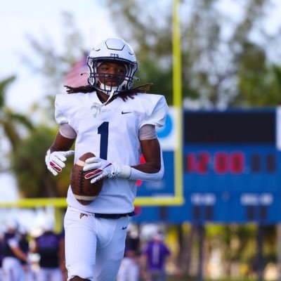 JahmirEverett's profile picture. DB @cscfootball