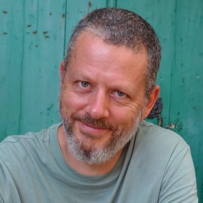 alexmetchev's profile picture. И тука съм за малко.