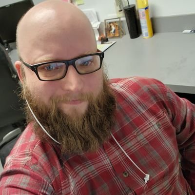 Author of horror/Fantasy/Sci-fi, Gamer, Twitch streamer, All around nerd, 37, Pan/poly, NB, He/Him/They/Them