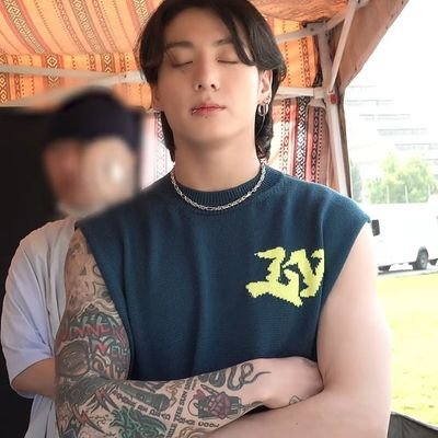 MelinaCC13's profile picture. Army💜✨
