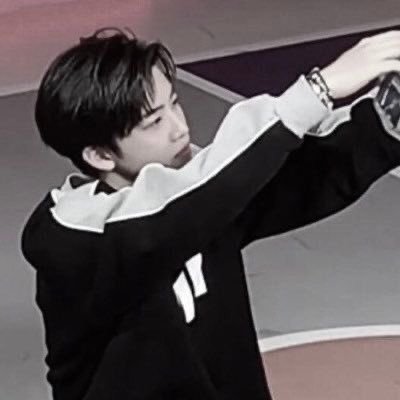 qt_injun's profile picture. — เลิกทำตัวเสร่อได้ยัง