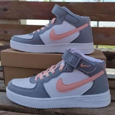 essents4's profile picture. anything about fashions, just dm