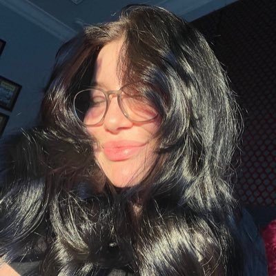 _Hannahbauer_'s profile picture. university of central Florida rosen college 💛/ entertainment management  / universal TM