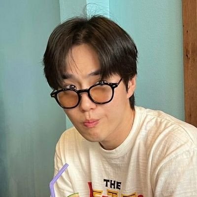 dualismyeon's profile picture. 