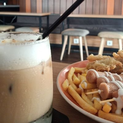 dhouihi's profile picture. 