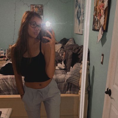 ScrogginsMyklin's profile picture. 