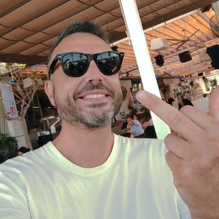 padrepegifo's profile picture. M'agrada la historia, si es del meu pais millor.! Lluitant per un País Valencià digne, parlam en valencià!!