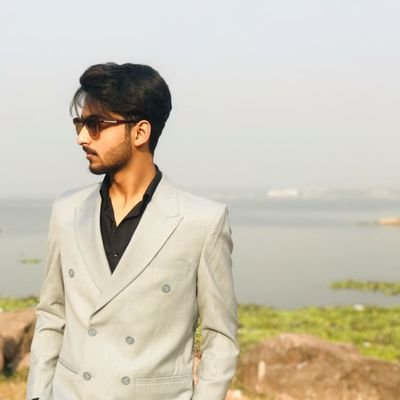 okahmedx's profile picture. Living.