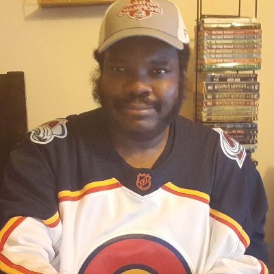 #Avs fan, #GoPackGo, #RepBX, #Bulls, #Argos, wrestling fan, avid writer. He/him
@Vocal_Creators: https://t.co/R4aMCrlLUT…