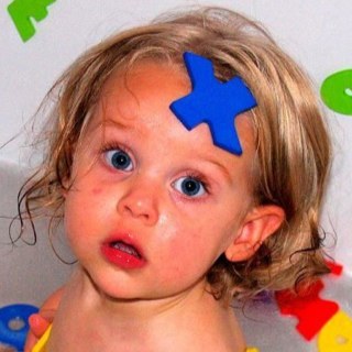 beckymaclean's profile picture. 