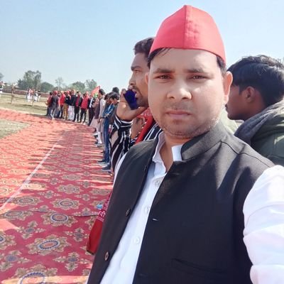 rajusingh09889's profile picture. Work in samajwadi party