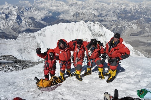 intrepidotv's profile picture. Siempre intentando ir mas alla, desafiando los limites !! Entre mis logros hice cima del Everest.. de ahi para abajo todoooo...