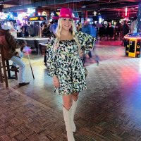 Tayyy :)) (@taylorrcolemanw) 's Twitter Profile