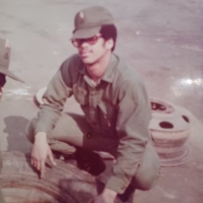 Cornell_Payton's profile picture. Former Highly Ranked Chess Competitor, Expert Commenter, Pre-Law Student, U.S. Army Veteran, HBCU Alumni, Former Music Producer, CellPhone Tower Climber for now