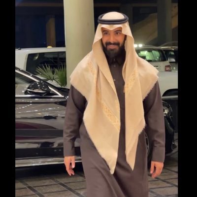 اسعى للخير في شتى المجالات احارب الضعف في جميع الظروف احاول التحدي و السيطره على مجتمع بالكلمه الطيبه تحت مسمى فن التعامل وحب الخير