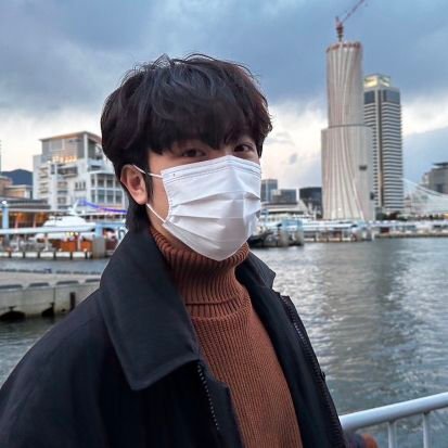 parkjihv's profile picture. (she/her)