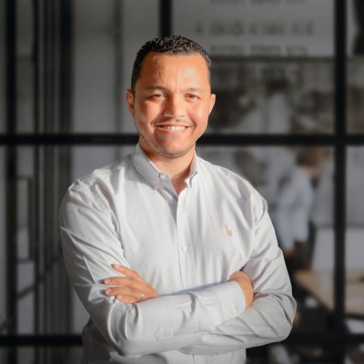 🇲🇦 | ⵣ | Passionate Traveler 📊 Digital Expert | Google Certified 📈 Helping Business grow with Digital