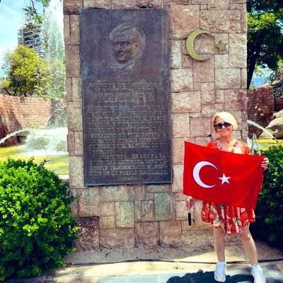 ZKuruzm's profile picture. 