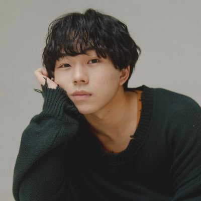 19歳_俳優  サーブプロモーション所属         ✤テレビ朝日「黄金の刻」青年期岩倉善路 役 ✤私の卒業 第5期 白石学 役