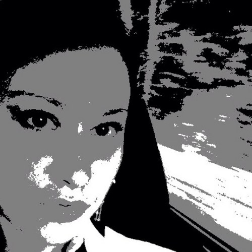 adinapw's profile picture. Founder and Chief Magic Spreader at Weiner's Chocolat