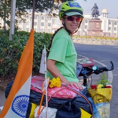 Nathalie Massé 🚴‍♀️ I cycled solo from France to India for #SaveSoil and continue to raise awareness #ConsciousPlanet #Sadhguru