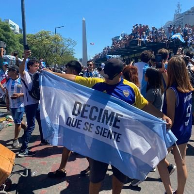 Enfocado en lo mio, tirándole la mejor a todo el mundo y cosechando bendiciones.

🇦🇷🇦🇷    💙💛💙

 Deus no comando 🙏🏽