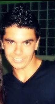 ' A felicidade é uma palavra de dez letras  .  A minha se resume em quatro : VOCÊ  !  Eu te amo meu bunds s2 , @Caarol_ffc aqui ;*