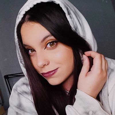 Me encantan los chicles de menta y también tu . ^^ マリア
Insta - @meimeiilove
LOL - meimeii97
💜🐧💜