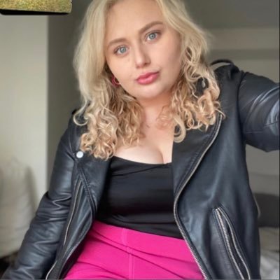 emadeliic's profile picture. .