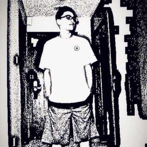 DuveChou's profile picture. 