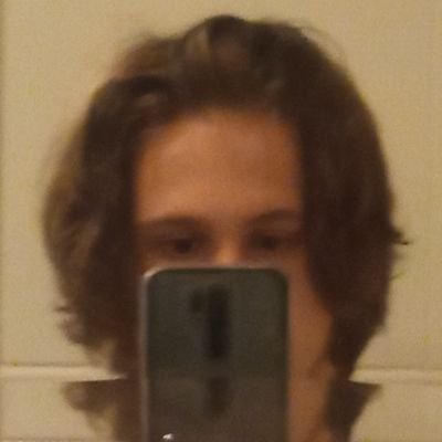 Guitarrista // Apreciador de desenho japonês // Vasco minha paixão // Games // Valorant Player // TI meu ódio