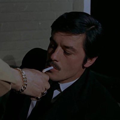 حُب نفسك وقدسها فدائماً حُب الذات لا يُهزم.