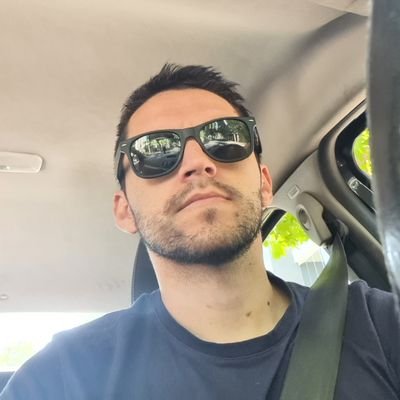 hijo de Dios, tengo tejado de vidrio, voy de frente, digo lo que pienso, con respeto, paciente pero no tonto