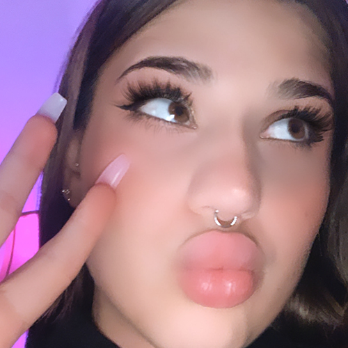 your favourite anime gamer trans girl 🏳️⚧️
follow my main account : @missy_ts