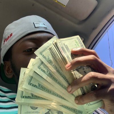 longlivedooda 7/7💙 longlivetrip 10/25❤️ longlivenick 1/5🖤