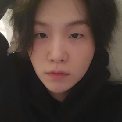 wtf am i still doing here | she.xe | fan acc | @twinkalinkoo