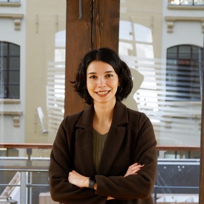 ilaydavelioglu_'s profile picture. Düşün Emekçisi. 

First Gen. PhD Student @mint_lab