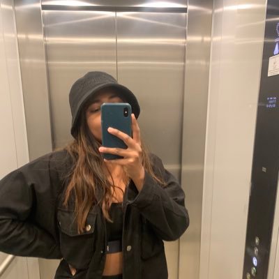 Beverly1996's profile picture. just jotting down my thoughts