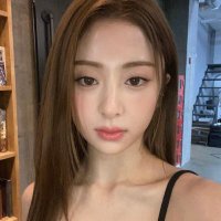 nana (@blurrtomini) 's Twitter Profile