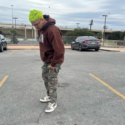 jaylowcasso's profile picture. LICENSED BARBER / ig page: jaylowcasso