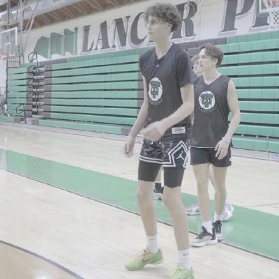 2025 6’9 195 lb wing for SFG and Thousand Oaks