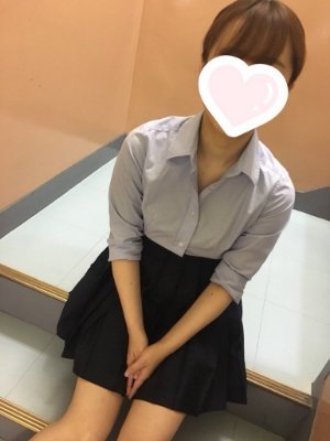 Hなことも興味あるけど乙女♡寝バックが好き💛基本的ににゃんことバナナが好き♡