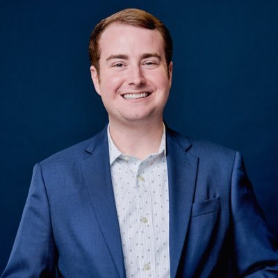 Assistant Director of Creative Services at @UABHeersink. I like web design, graphic design, and branding. Dipping sauce enthusiast.
