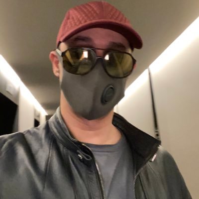 ThEngHM's profile picture. مهندس برمجيات 🖥📱⌚️Just another Software Engineer