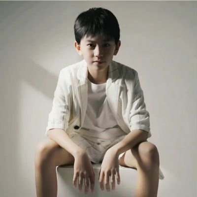 tied4679972's profile picture. 