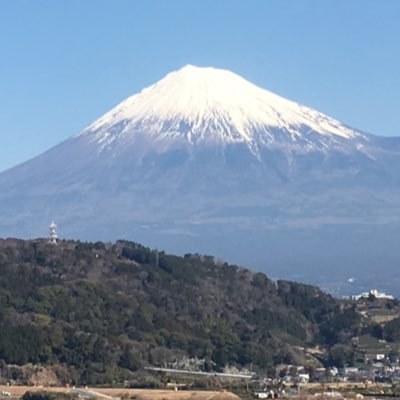 表垢でフォローしないエロに特化した裏垢のはずがお店の子と相互フォローで日常を呟いてと言われたので日常呟きも増やす垢