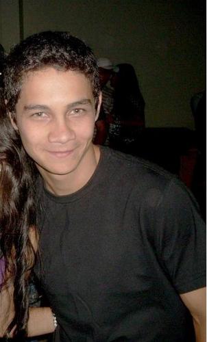 22_Ricardop's profile picture. 