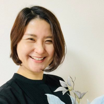 三姉妹母(小6・小4・年長)。#マドレボニータ 理事/養成講師/産後セルフケアインストラクター🔴